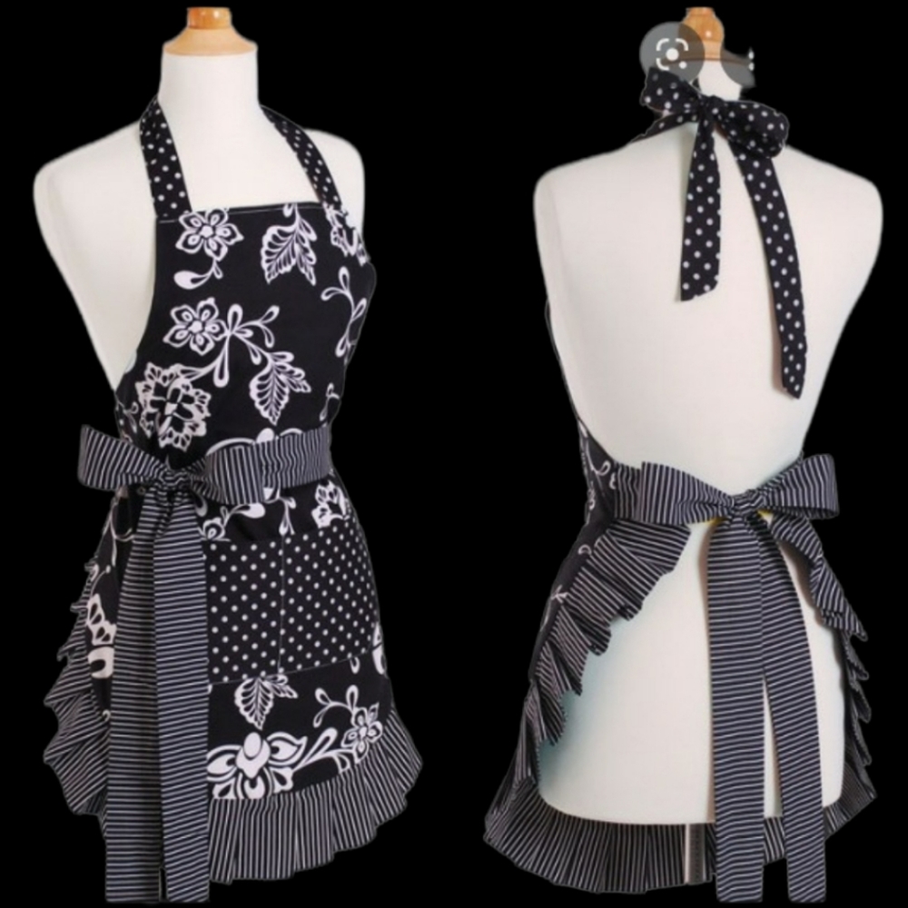 Flirty Apron - Classic Sassy Black Apron - O/S